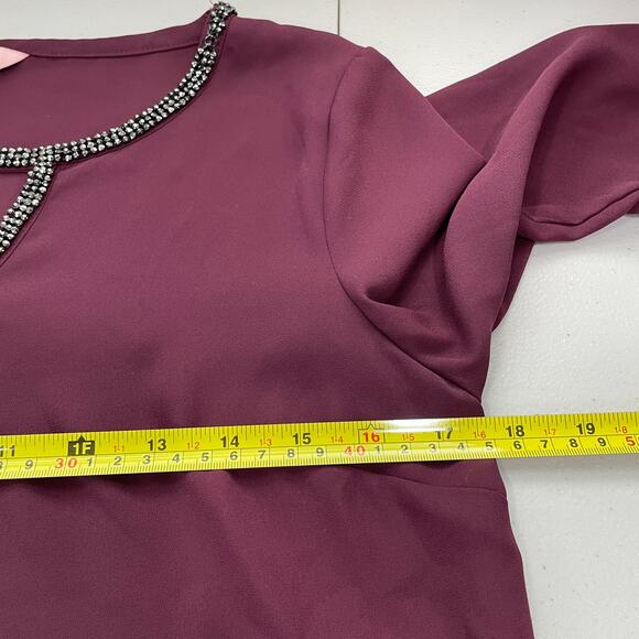 JUICY COUTURE Burgundy Bell Sleeve Rhinestone Trim Keyhole V-Neck Top Blouse XS - Picture 9 of 10